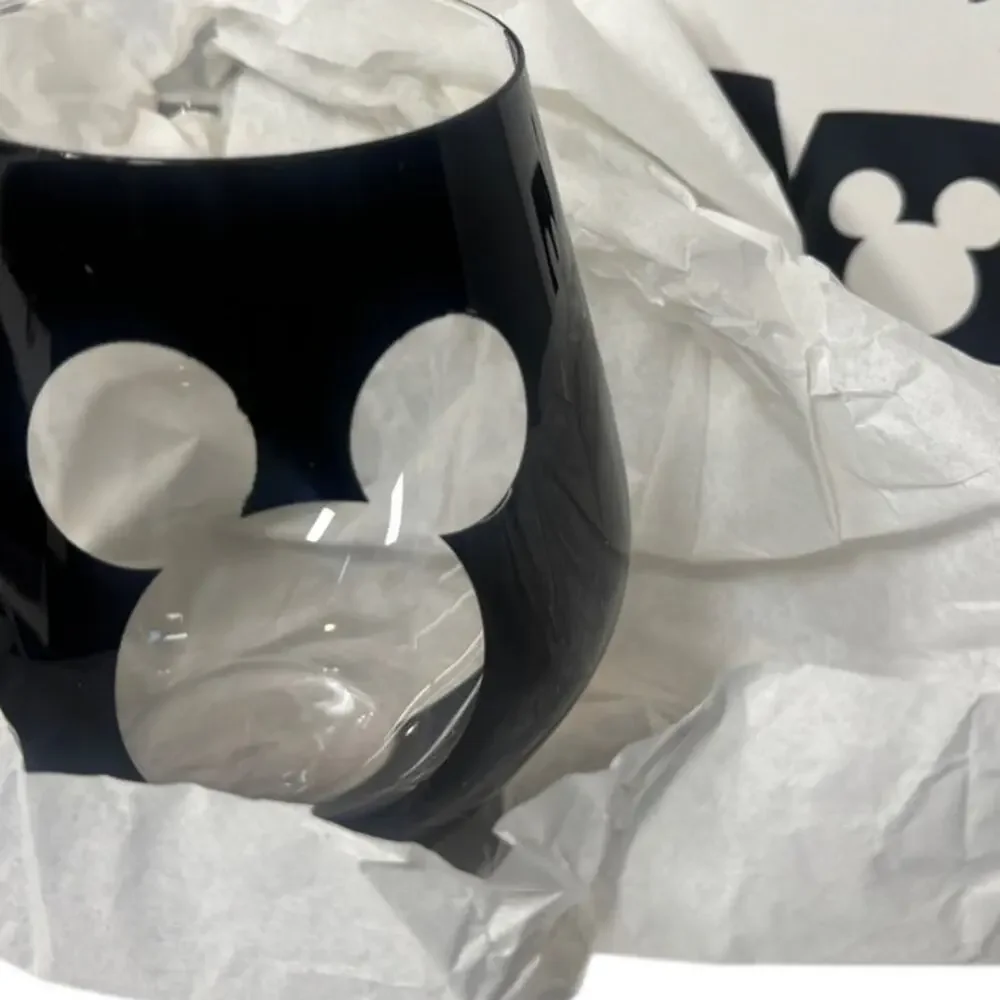 European Handmade Blown Disney‎ Mickey Mouse wine glass set of 2 NIB